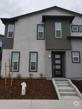 Building Photo - 4432 Ocean Ln