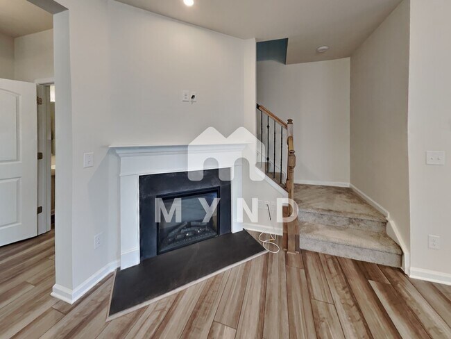 Foto del edificio - 5608 Axil Ln