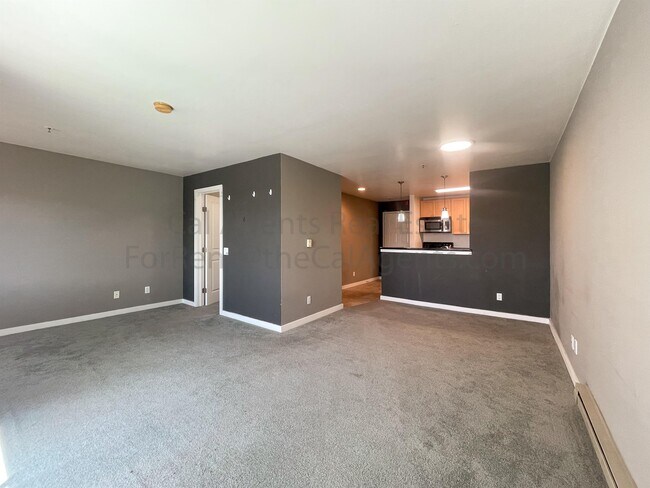 Foto del edificio - 6400 Christie Ave