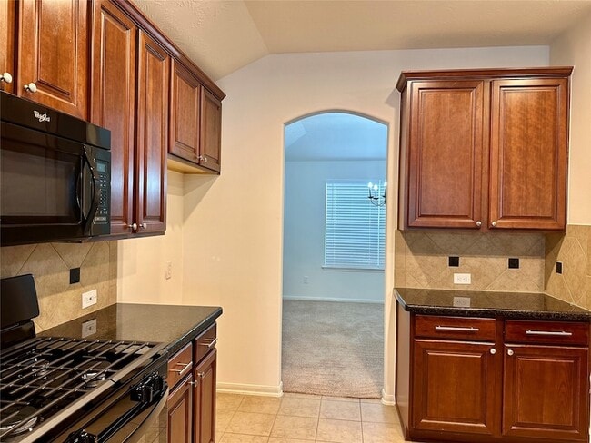 Building Photo - 30415 Deleon Fields Dr