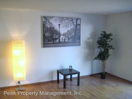 Building Photo - 4491 SE Roethe Rd