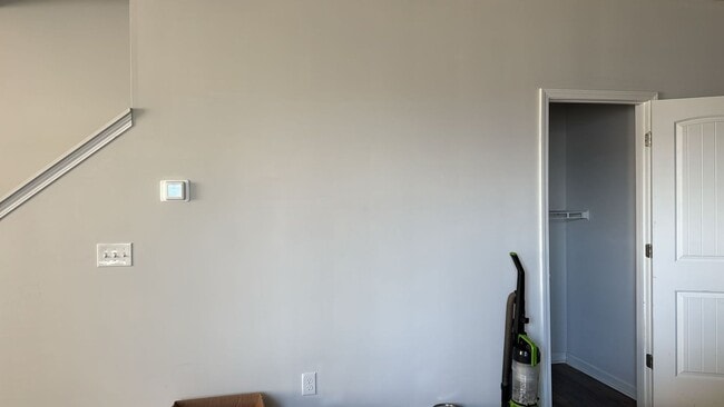 Building Photo - 1007 Pepper Stone Dr