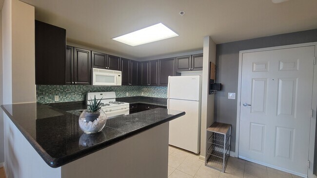Building Photo - 2726 Gallows Rd
