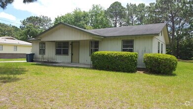 Building Photo - 637 Fleming Rd