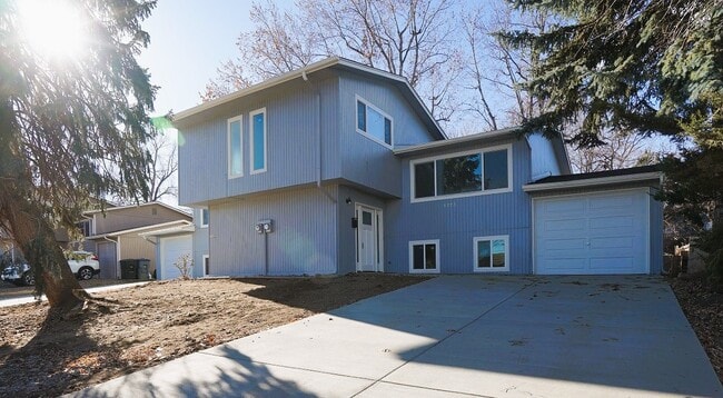 Foto del edificio - 1225 S Coffman St