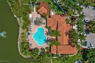Building Photo - 1185 Wildwood Lakes Blvd
