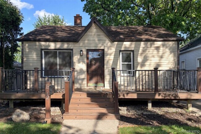 Building Photo - 5712 Drexel St