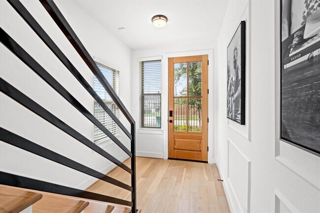 Foto del edificio - 2717 Drew St