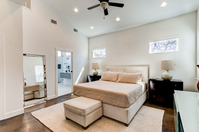 Foto del edificio - 2715 Zaragosa St