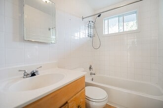 Building Photo - 4041 Rue Forest