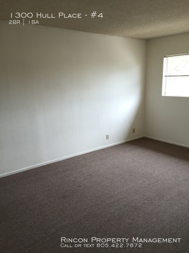 Building Photo - 1300 Hull Pl