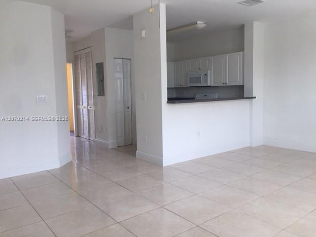 Foto del edificio - 3360 NE 14th Dr