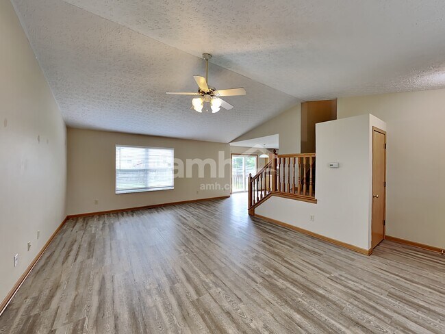Building Photo - 6870 Laburnum Drive