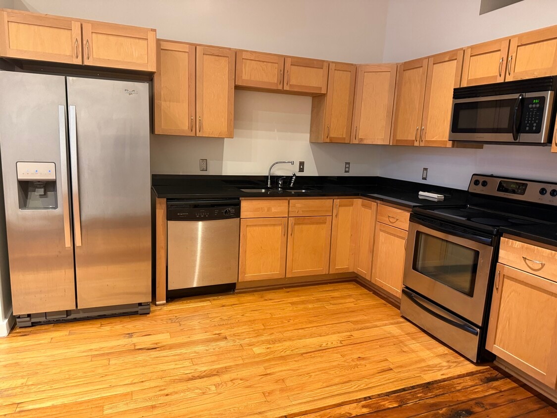 Photo - 1350 Rosa L Parks Blvd (Nashville, TN)