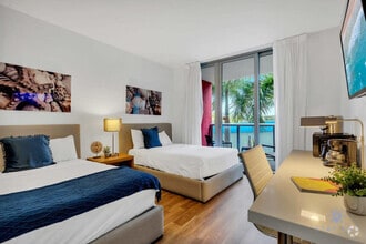 Building Photo - 2602 E Hallandale Beach Blvd