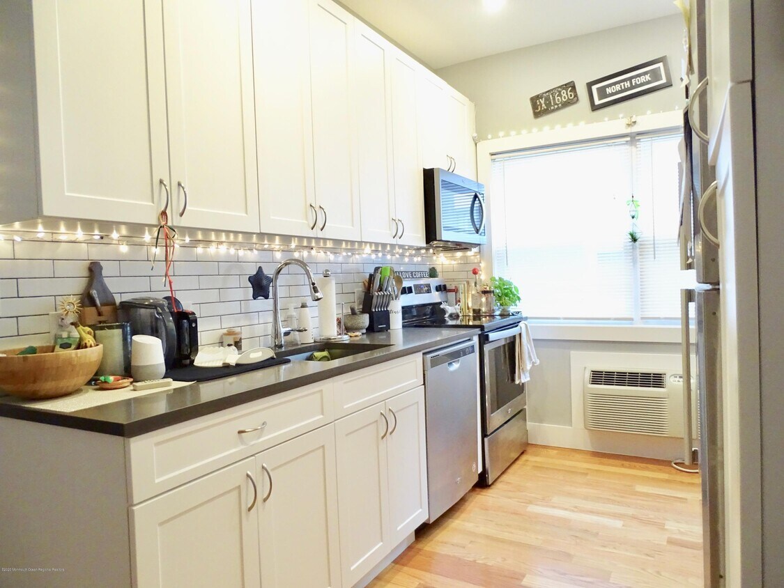 Foto principal - 108 4th Ave