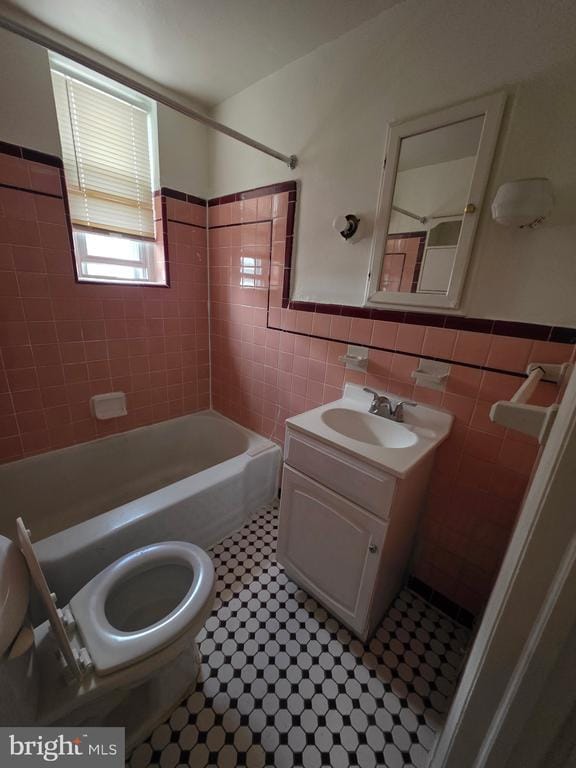 Building Photo - 6327 Eastwood St