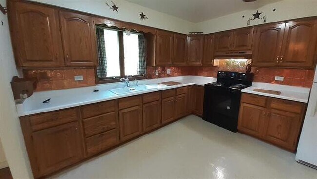 Foto del edificio - 7600 Carmichael Dr, Palos Heights, IL, 60463