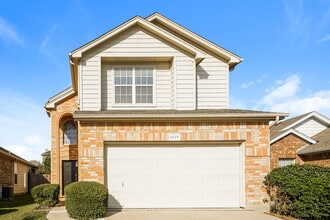 Building Photo - 6529 Regina Dr