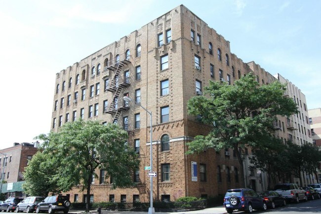Building Photo - 4554 41st St