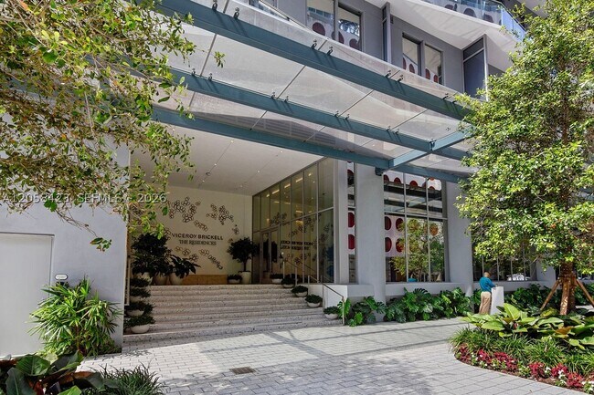 Foto del edificio - 77 SE 5th St