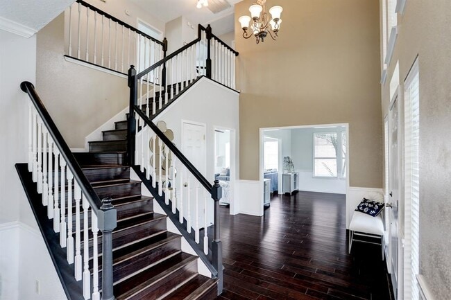 Building Photo - 1611 Falcon Ridge Blvd