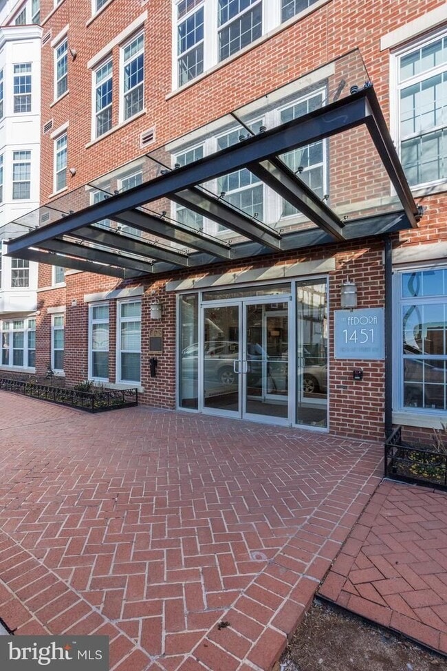 Building Photo - 1451 Belmont St NW