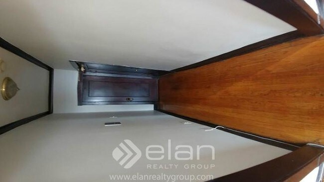 Foto del edificio - 4306 S Pulaski Rd
