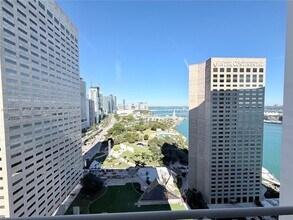 Building Photo - 325 S Biscayne Blvd