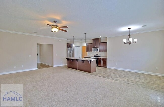 Building Photo - 147 Rimes Ave SE