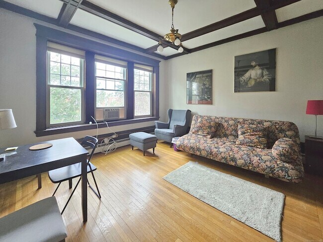 Foto del edificio - 548 Orange St