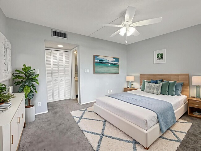 Foto del edificio - 535 Oaks Dr