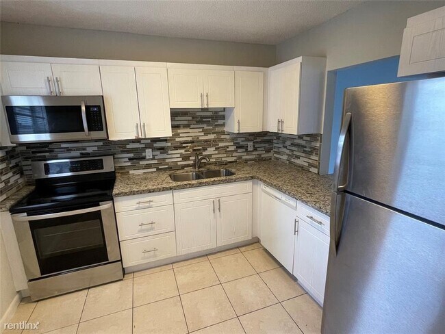 Foto del edificio - 3 br, 2 bath House - 5420 SW 25th Ave