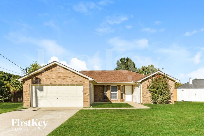 Primary Photo - 892 Lavergne Ln