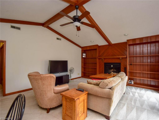 Foto del edificio - 1604 Aspen Way