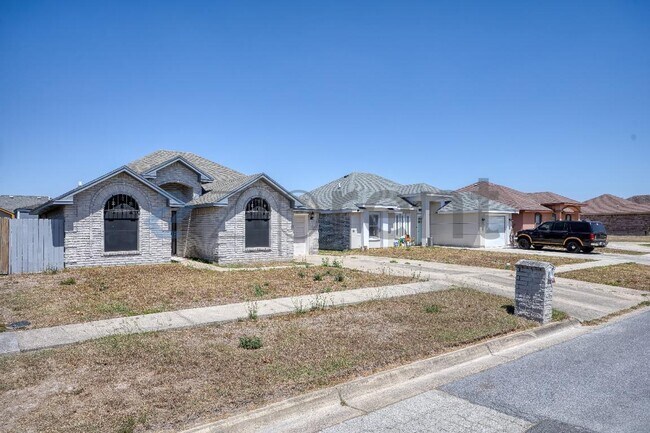 Building Photo - 6053 Blanco River St