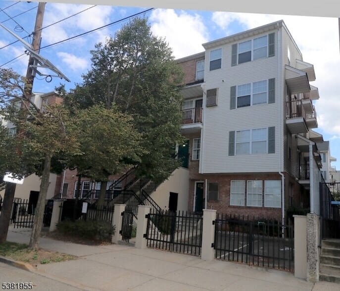 Foto principal - 76 Union St