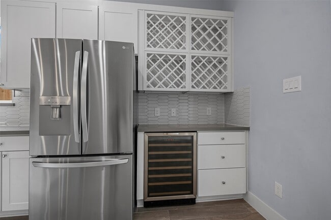 Foto del edificio - 1606 Westside Gardens Ln