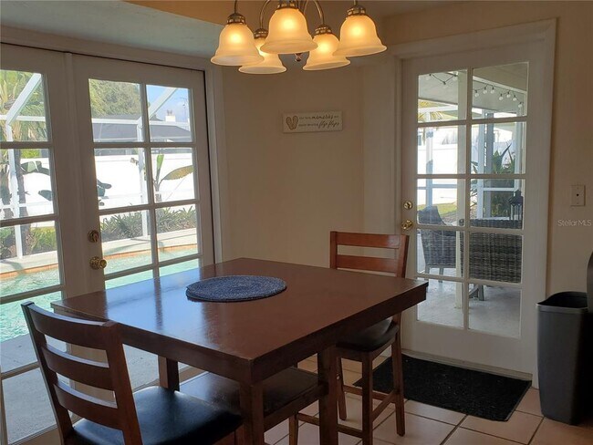 Foto del edificio - 2745 Cardwell Way
