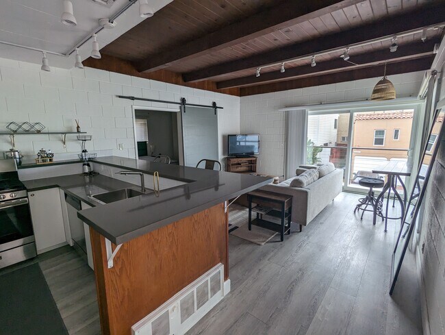 Foto del edificio - 3604 Alma Ave