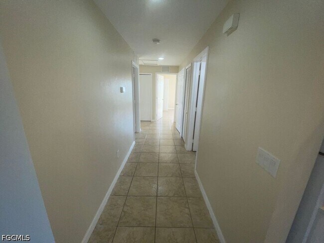 Foto del edificio - 210 Hightower Ave S