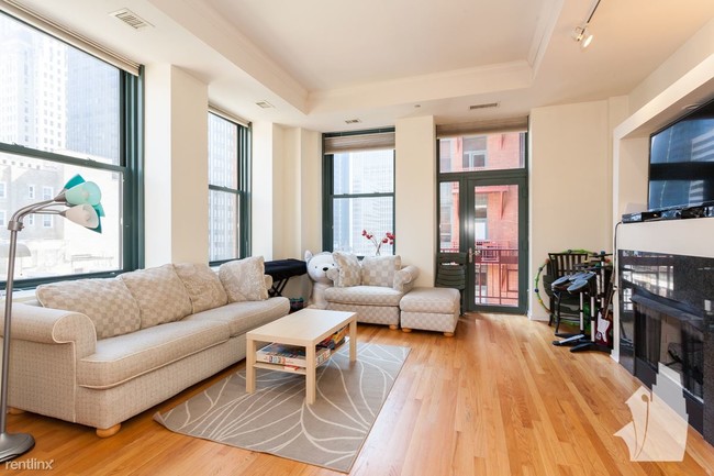 Foto del edificio - 208 W Washington St