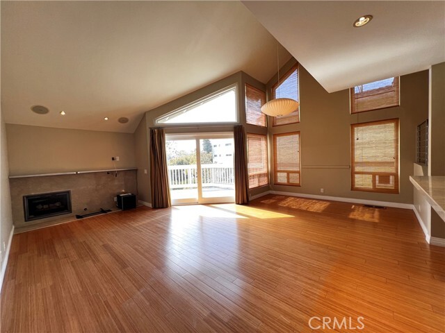 Building Photo - 105 High Dr