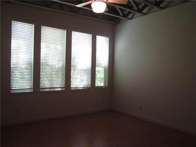 Foto del edificio - 1615 W Oleander St