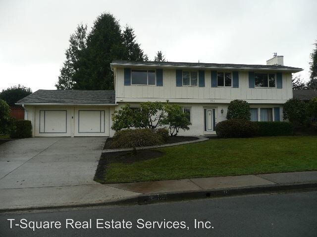 Primary Photo - 4 br, 1.5 bath House - 1311 180th Ave NE