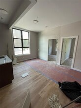 Building Photo - 3612 Bronx Blvd