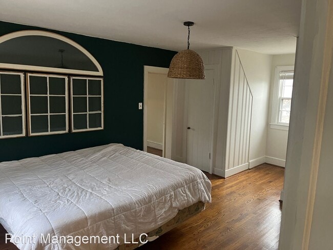 Building Photo - 2 br, 1 bath House - 1718 Main St SW