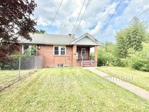 Building Photo - 343 Ohio Ave