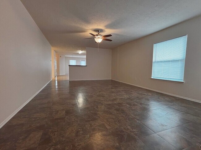 Foto del edificio - 18207 Hanover Glen Ln
