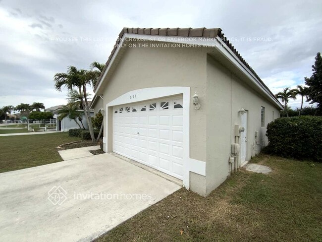 Building Photo - 7178 Catalina Isle Dr